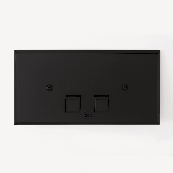 3SC SQUARE pLAQUE Клавиша смыва для бачков Geberit UP320/720, 33*2,5*h17, материал: латунь, цвет: чёрный матовый SQL00NO